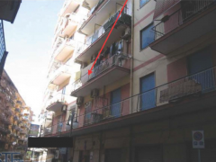 Appartamento al piano secondo con balcone - 4